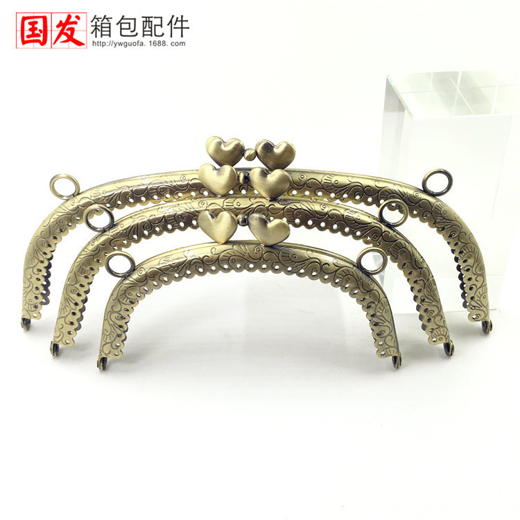 10% de descuento promocional 16.5CM 20.5CM 25CM arco dragón-fénix encaje cabeza en forma de corazón oro amor cabeza