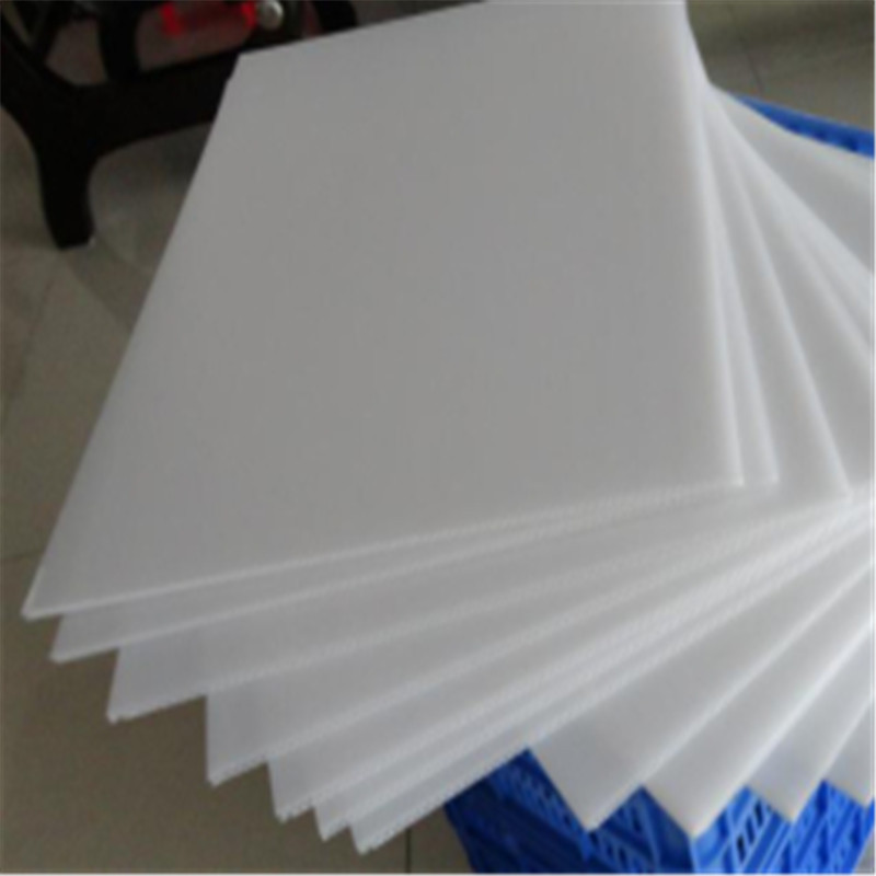 专业生产PP板材//厂家批发PP板价格