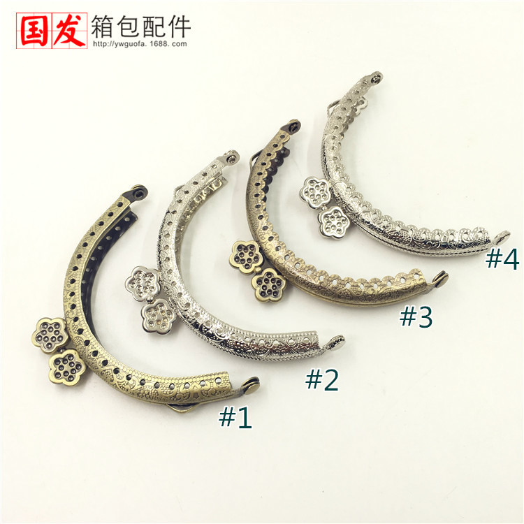 8.5CM semicircular en relieve ciruela cabeza oro bronce, plata