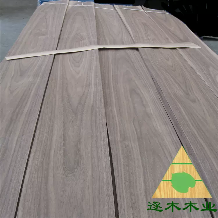 厂家直供黑胡桃天然木皮地板0.6mm、1.2mm、2.0mm耐磨木皮