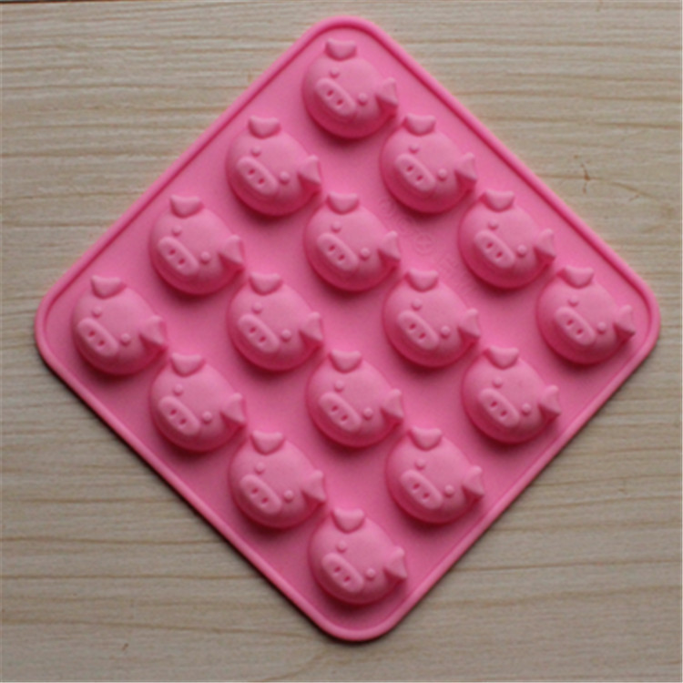 硅胶蛋糕模16连小猪头巧克力模饼干模DIY烘焙模手工皂模具
