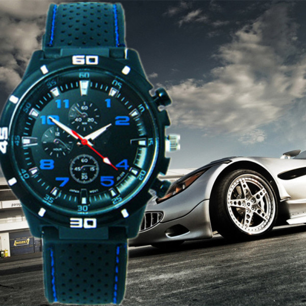 Fashionable mechanical racing car