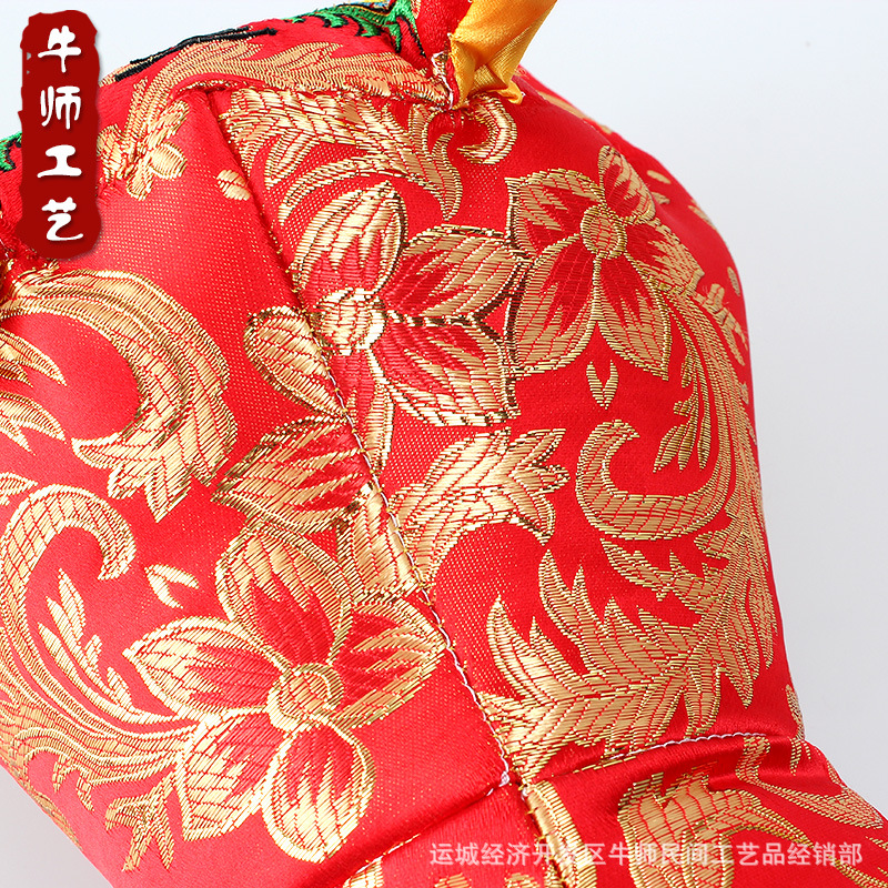 Origen Fabricante Shanxi Bordado Tela de dos cabezas Tigre Juguete Muñeca Jacquard Satin Almohada Accesorios para fotos para bebés