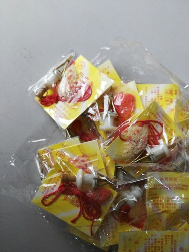 Wholesale red worm clip, earthworm red worm binder, fish bait knotter, fishing gear accessories