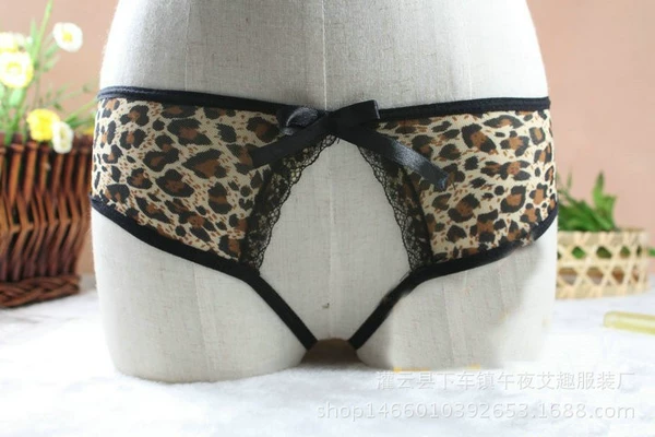 Leopard women's model
