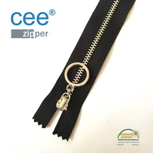 8̖��֬�p�_����L�A��У�����_�������^��ɫ��ͨ����ȼ�J�C