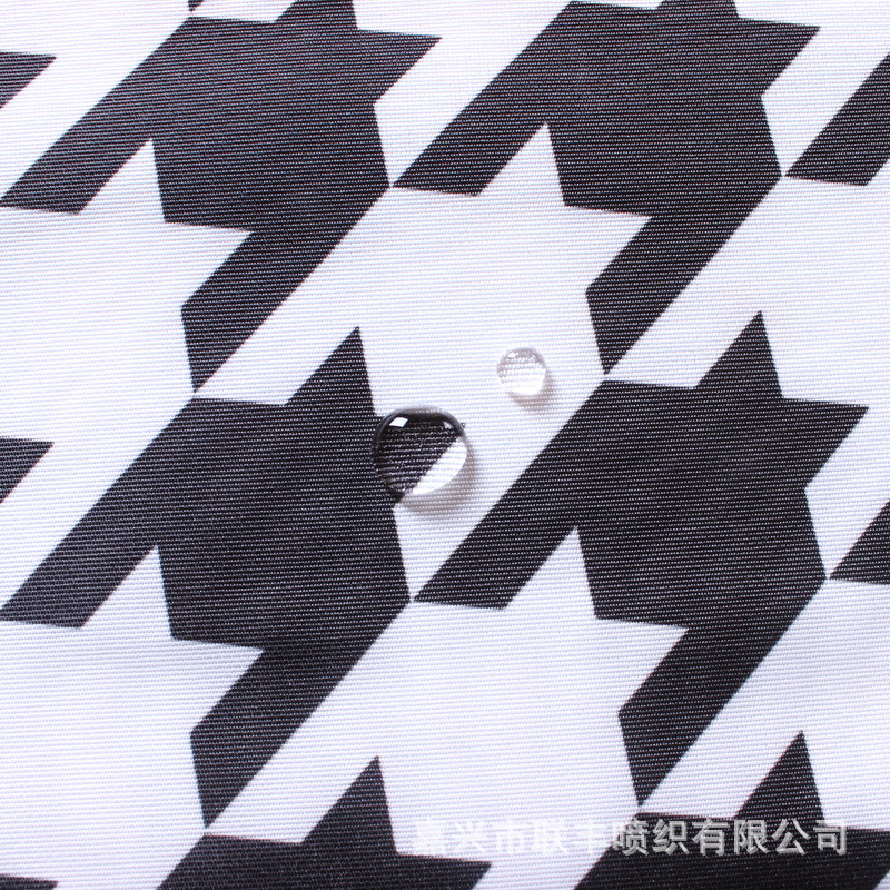 320D涤纶塔丝隆黑色千鸟格印花+透湿白 强防水滑雪服冲锋衣面料