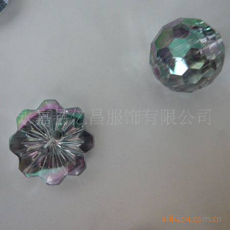 镀七彩亚克力扣子 彩色切面圆球纽扣 电镀压克力装饰钻扣纽扣辅料