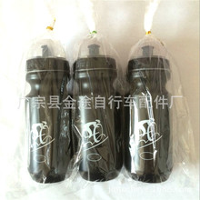 厂家直供新款黑色自行车运动带防尘盖PC塑料水壶山地车装备水壶