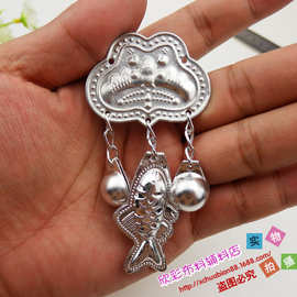 厂家直销 少数民族服装苗族 苗女假银泡银片银色配饰品 银鱼戏蝶