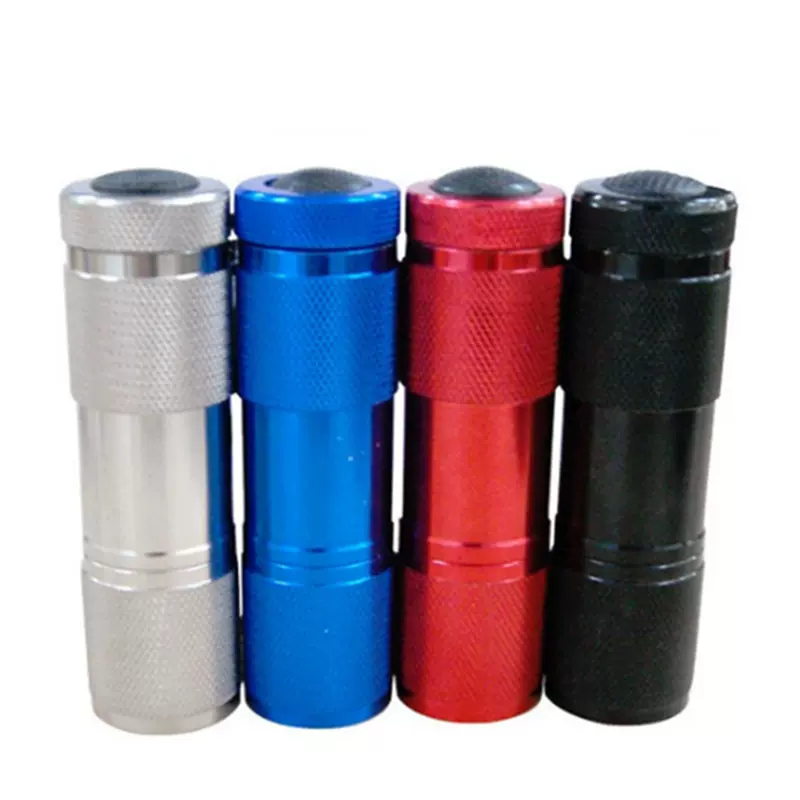 跨境LED迷你铝合金电池手电筒 户外旅行野营照明电筒日用百货手电