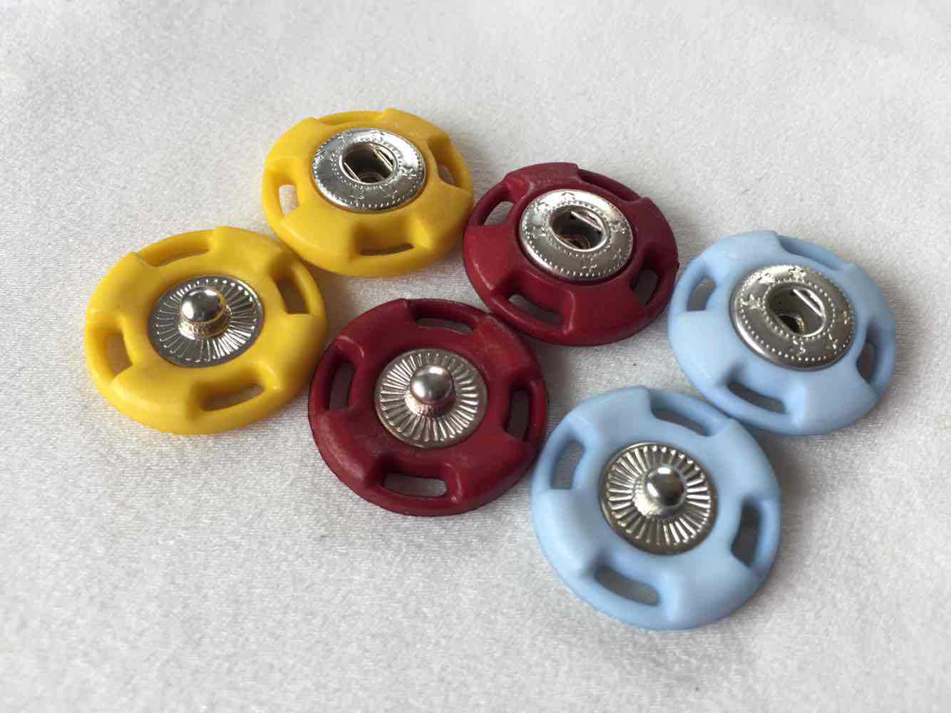 供应19mm新款尼龙按扣  暗扣 摁扣 可染色