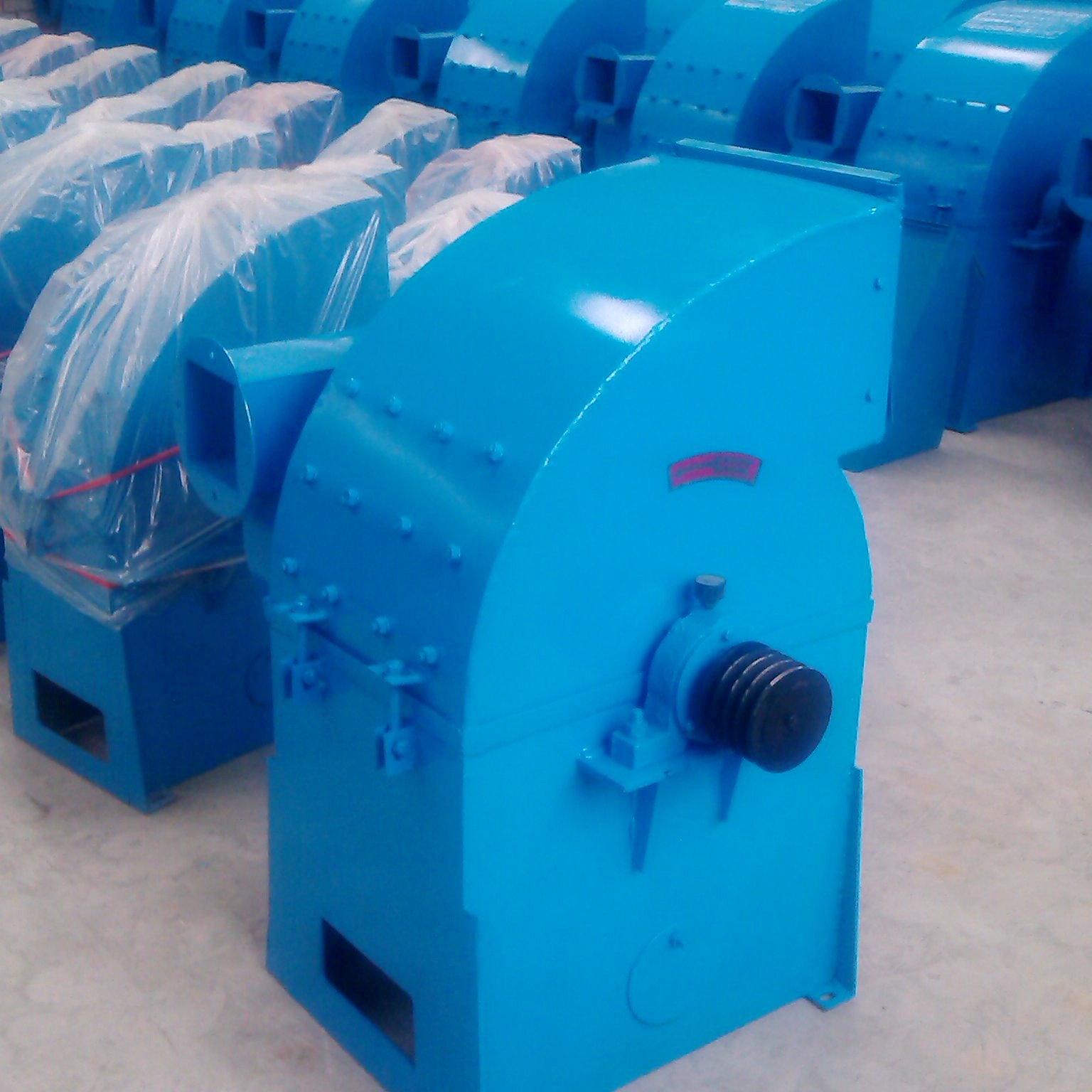 出料均匀小型牧草粉碎机 高产量饲料秸秆粉碎机 锤片式粉碎机