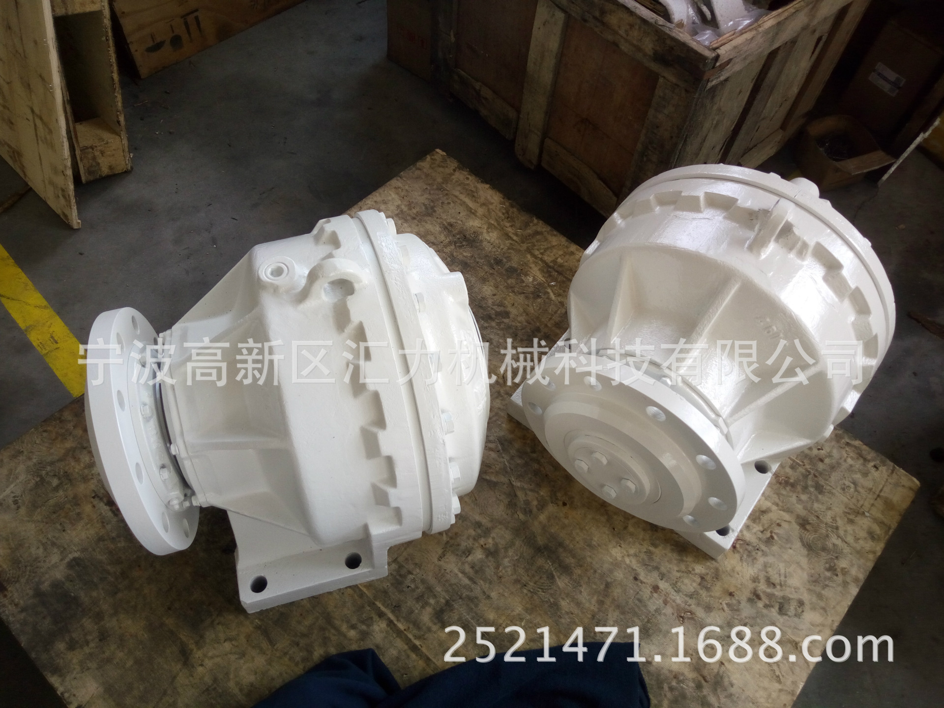 搅拌车极东开发VP99-17减速机高效稳定变频混凝土