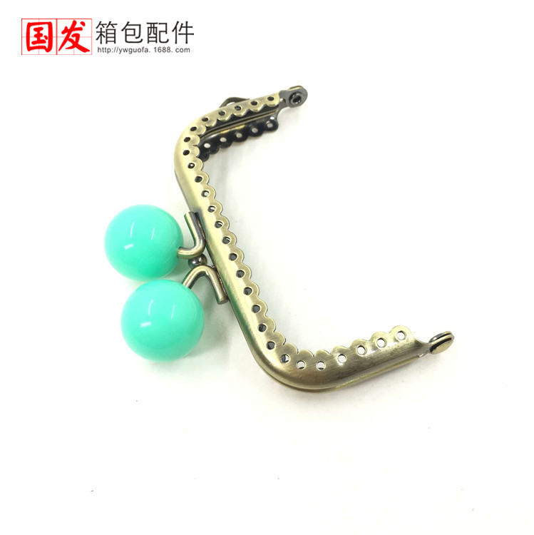 Sin stock: 8.5CM cuadrado de encaje brillante caramelo de oro bronce 24 colores opcionales   El 0193 - GT