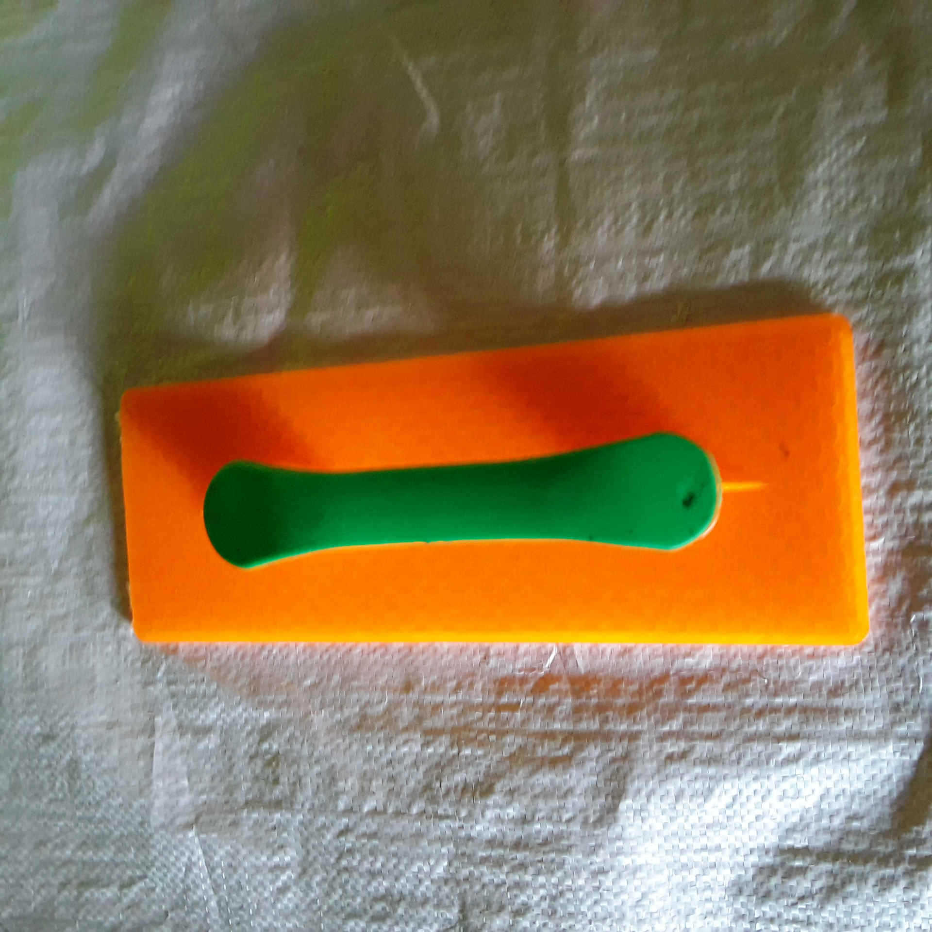 供应塑料灰板 抹子 纯料不变形摔不坏透明钢化小黄抹子