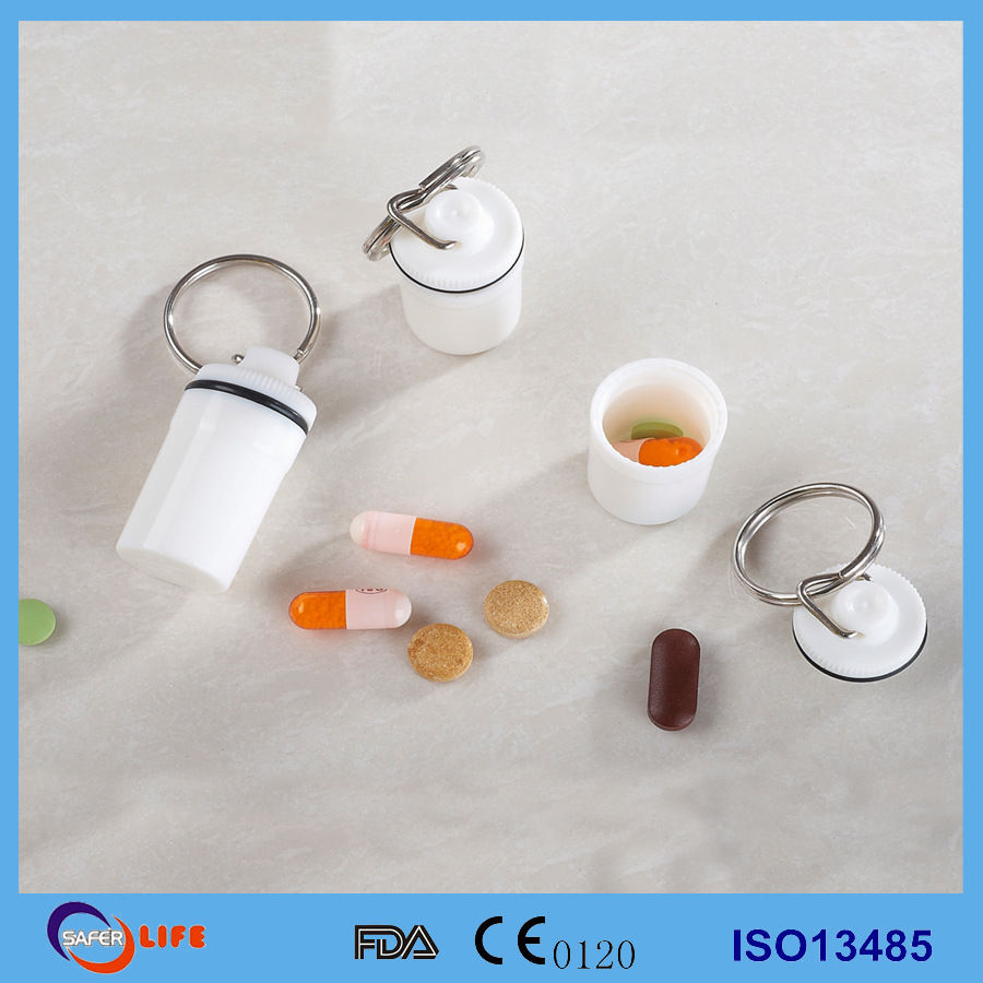 促销促品迷你钥匙扣小药盒 mini塑料装饰药盒 特色吊坠小药盒