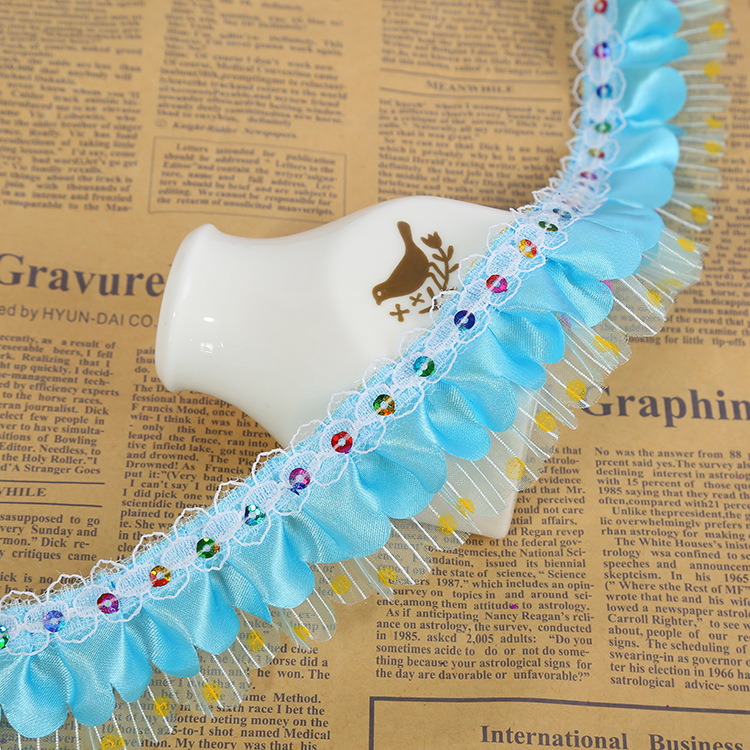 彩点纱压花色丁压花亮片打折花边