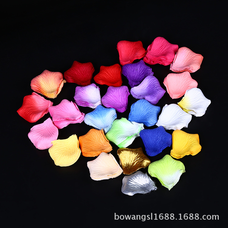 En stock al por mayor simulación pétalos de rosa mano-tirar flor boda habitación boda cama vacaciones decoración no tejido pétalos 144 piezas/bolsa