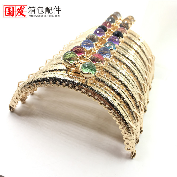 10.5cm semicircular en relieve cabeza de loto de coral oro [dorado claro] 0167 - QJ