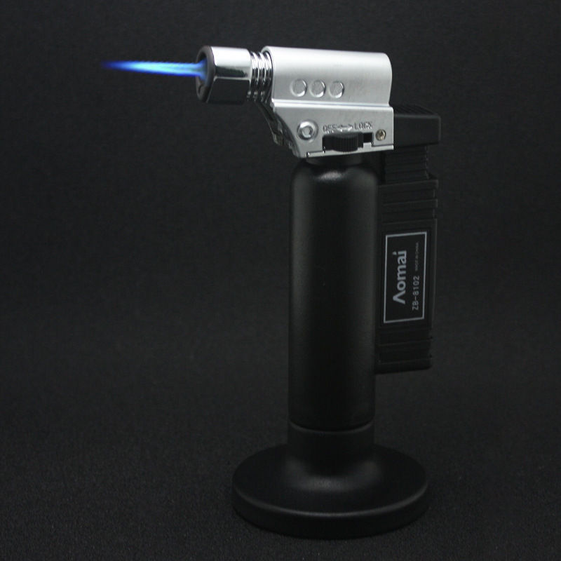 Factory Direct Sale Am8102 Powerful Flame Welding Torch Lighter for Outdoor Barbecue/Baking/Flame Gun to Light Cigars