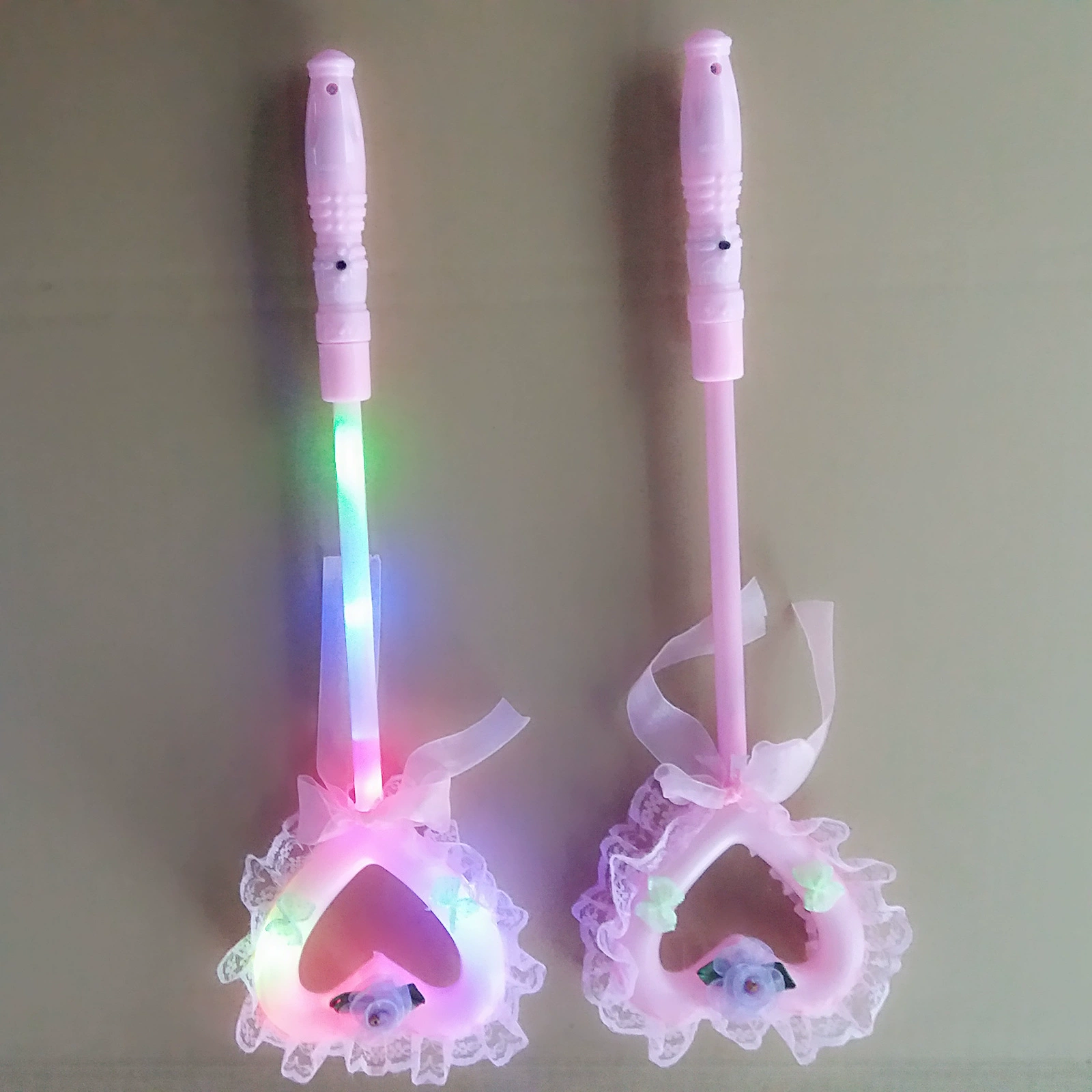 Светящаяся волшебная палочка-фея, флэш-магическая волшебная палочка для танцевальных выступлений, реквизит любви, неоновая палочка на ночь рынка, светящаяся игрушка