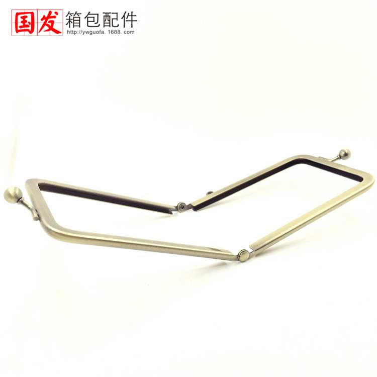 7.5CM * 11cm máquina cuadrada perforada sin orificio cartera de oro hardware que sin orificio de tornillo