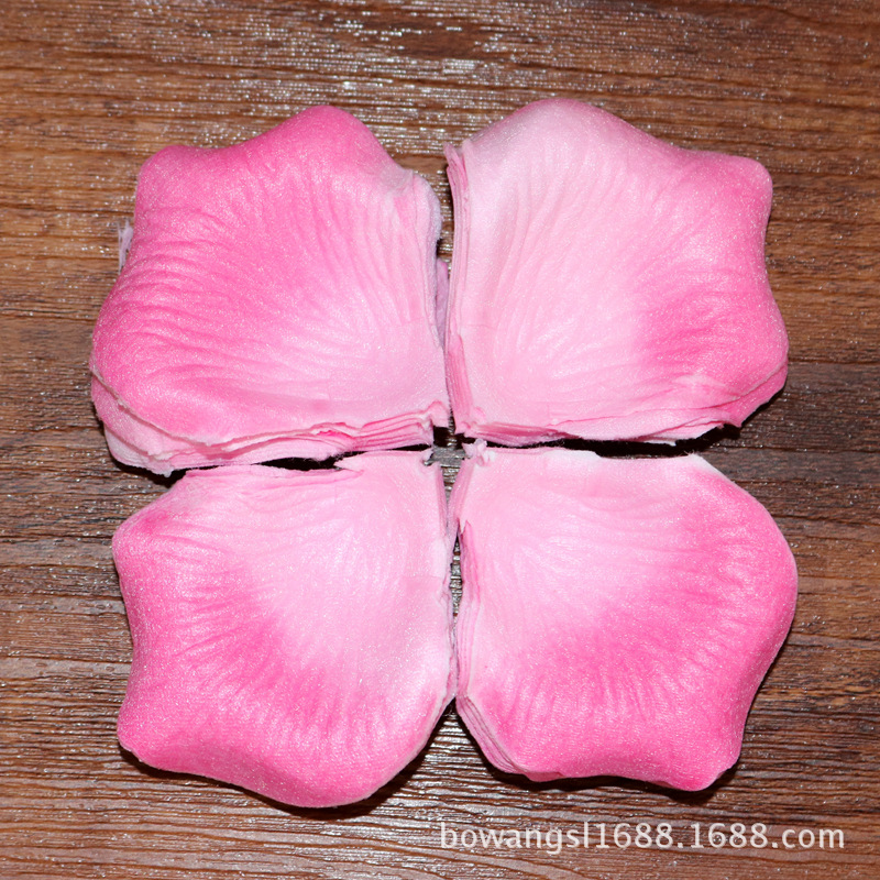 En stock al por mayor simulación pétalos de rosa mano-tirar flor boda habitación boda cama vacaciones decoración no tejido pétalos 144 piezas/bolsa
