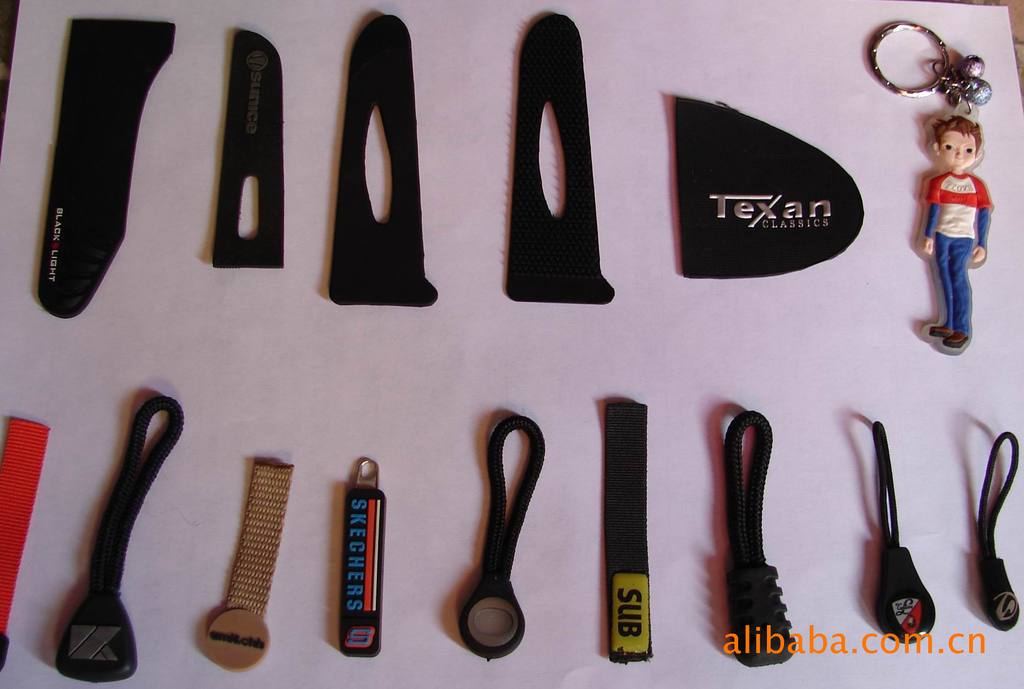 袖袢袖口拉头注塑魔术贴反光标胶标皮标厂家