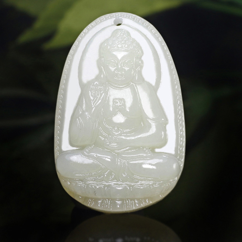 Organic pendant from Khotan district white jade