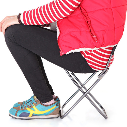 Outdoor mountaineering folding chair camping barbecue aluminum alloy back chair portable fishing chair train stool old man Mazar