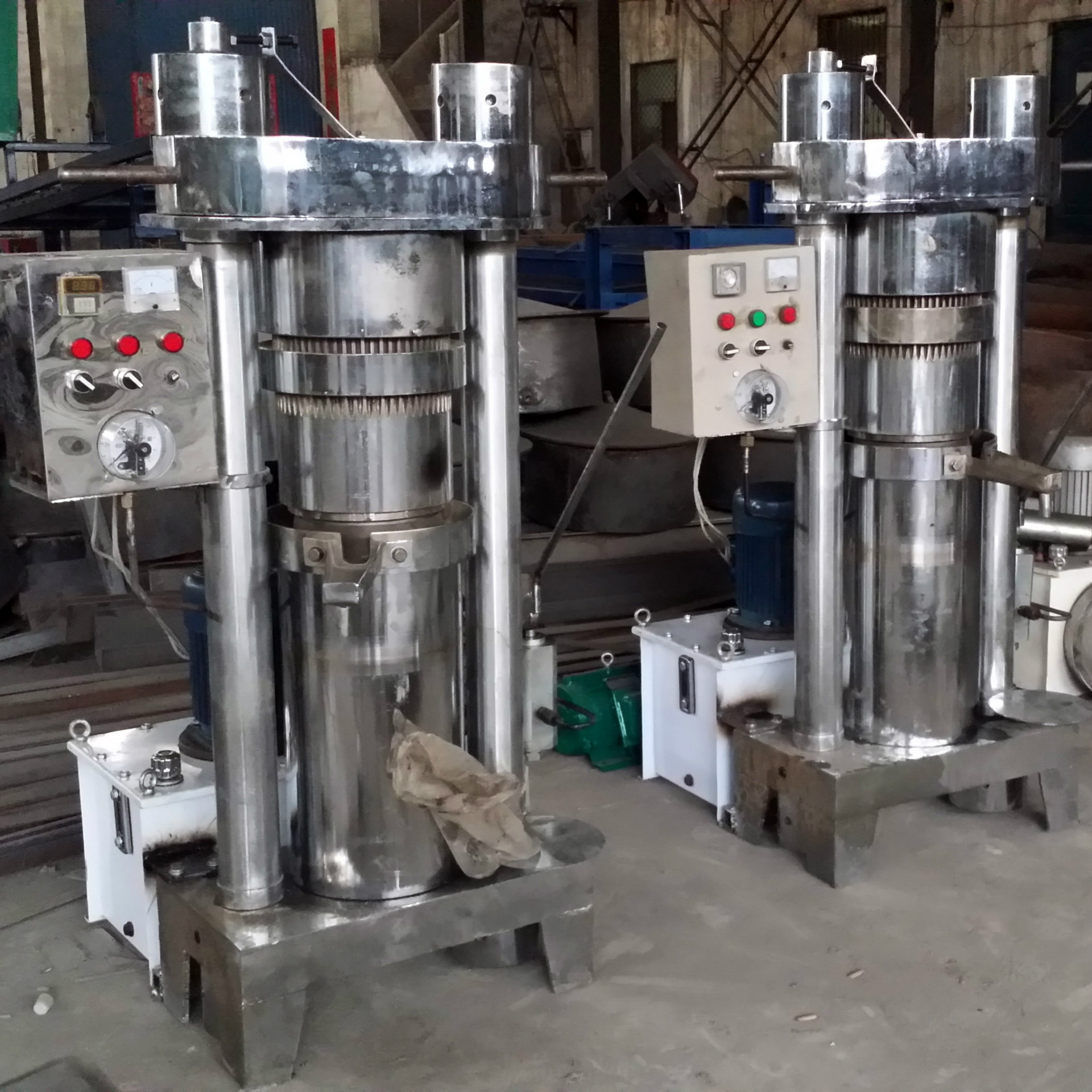 全自动榨油机 液压芝麻香油机 商业榨油机现货供应 出油率大