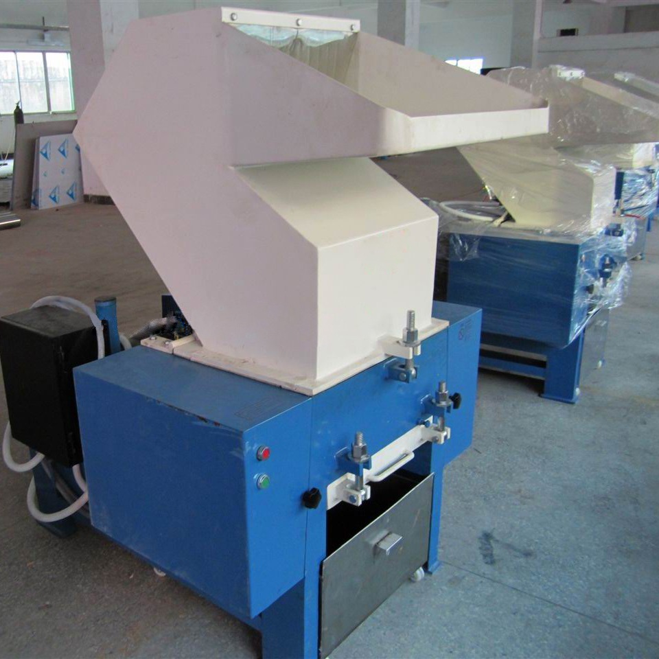 全自动强力塑料粉碎机 多刀500型绿茶瓶粉碎机 塑料薄膜粉碎机