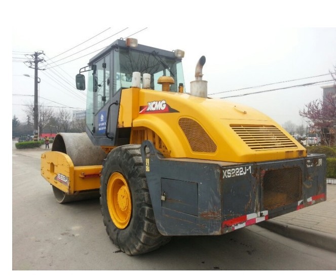 Proporcionar 22 toneladas 26 rodillos de vibración de comercio exterior con carga