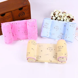腰凳背带;罩衣;隔尿用品