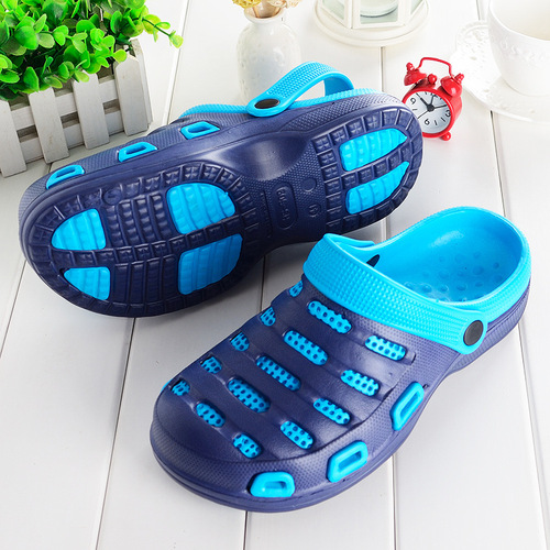 Croc shoes women's summer flat-heeled couple thick-soled non-slip slippers garden shoes drifting toe sandals large toe sandals
