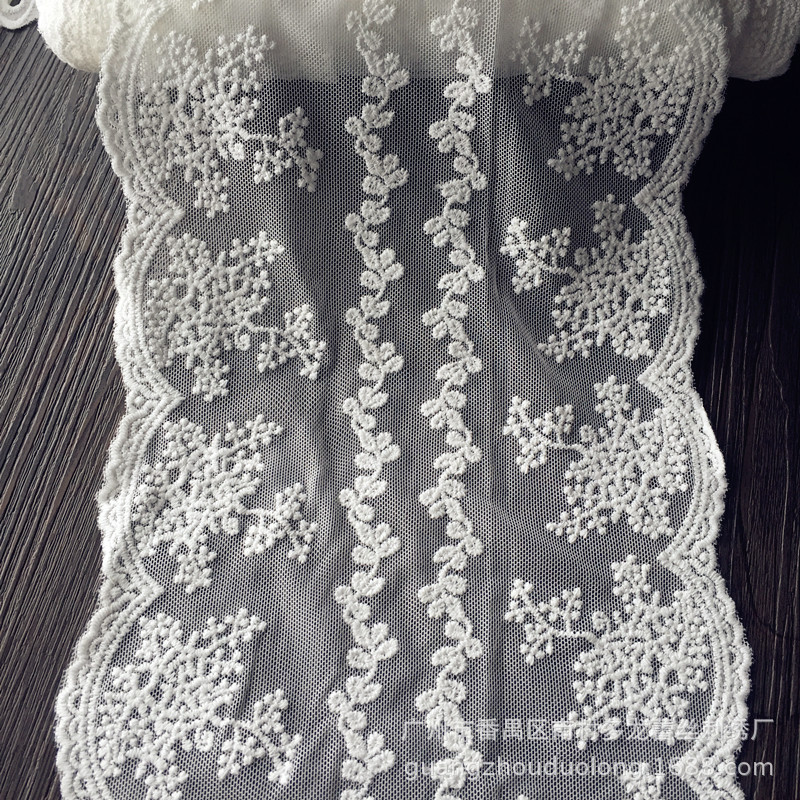 1023897A蕾丝花边服饰家纺辅料 网纱刺绣宽16.5厘米