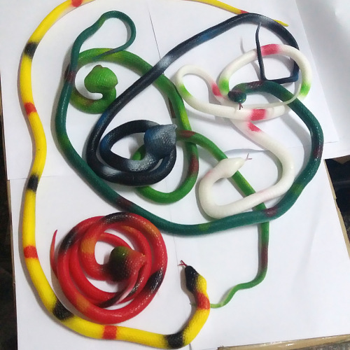 1 meter big snake, trick snake, strange and weird soft rubber snake, simulated spider lizard, rubber snake to fool fool toy