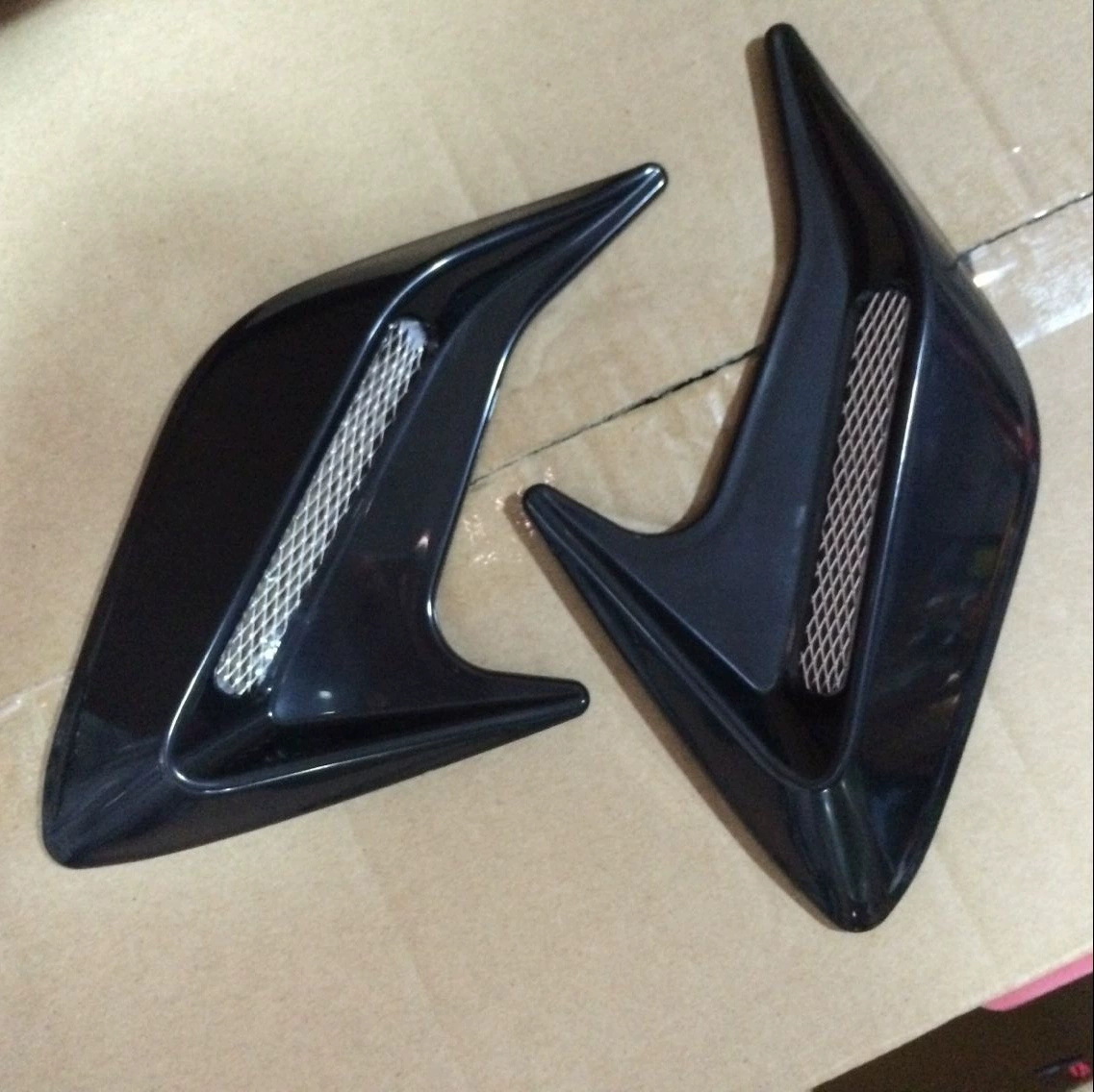 Автомобильный симулятор капота/акула жабры/выход воздуха/модифицированный/поддельный декоративный боковой вентилятор против черного