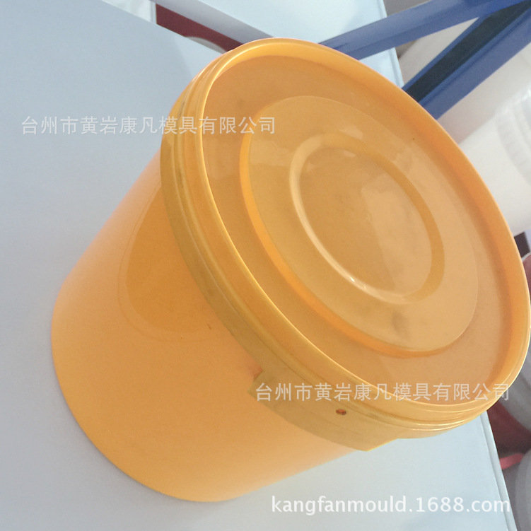 新款油漆桶模具，涂料桶磨具 乳胶漆桶图片 制造模具价格