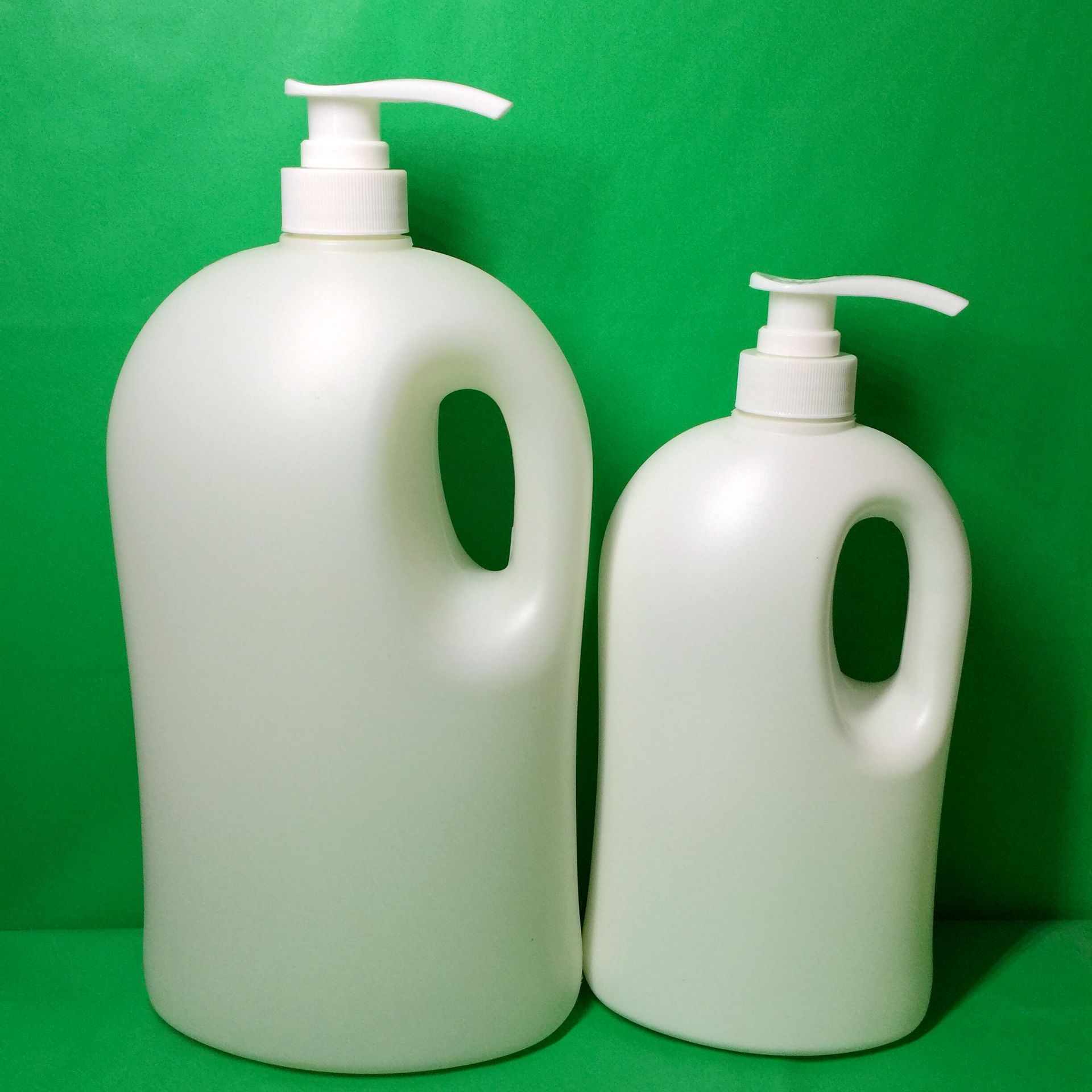 现货批发2000ml塑料瓶2L沐浴露瓶HDPE洗护系列高档乳液瓶塑料瓶