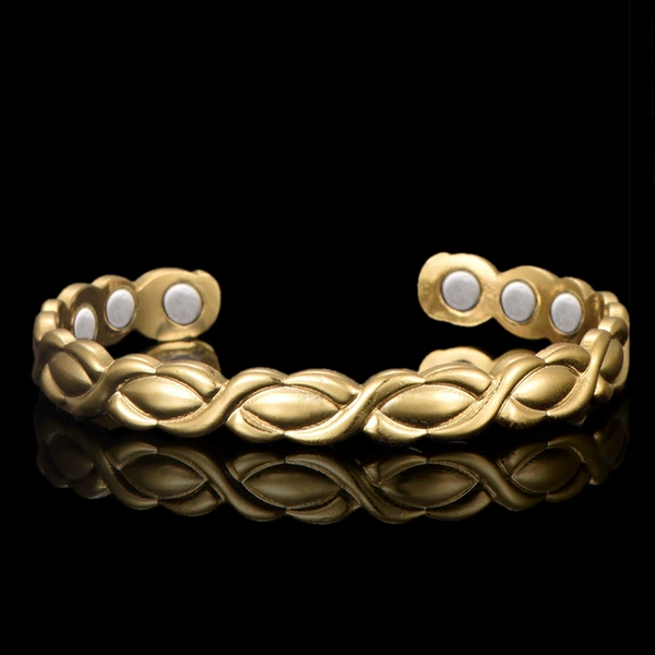 Big 8 -character golden color 6 magnetic 22.6G