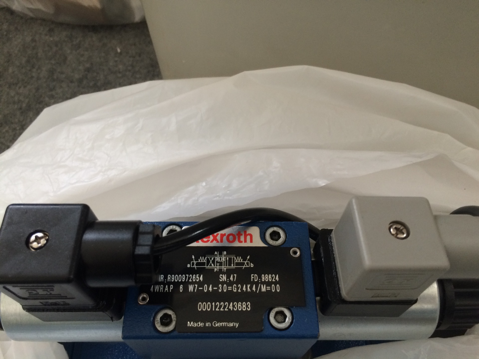 原装力士乐比例阀4WRAP6W7-08-3X/G24K4/V原装正品