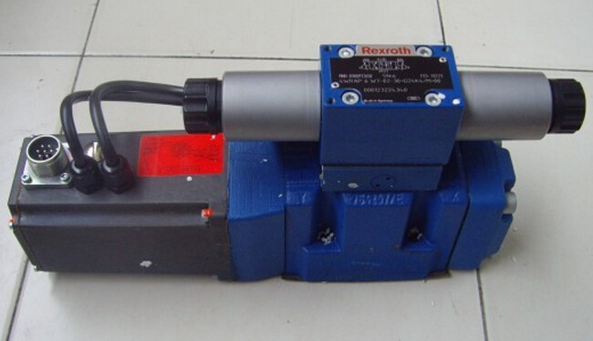 Rexroth比例阀4WRKE16E150L-3X/6EG24K31/F1D3M