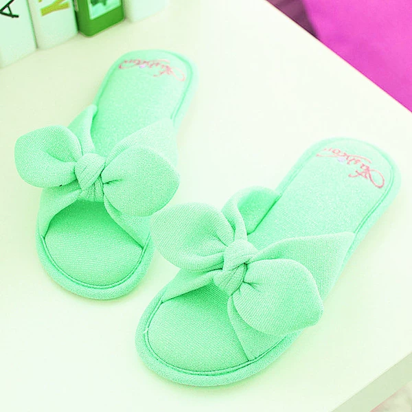 Bows are bright and green