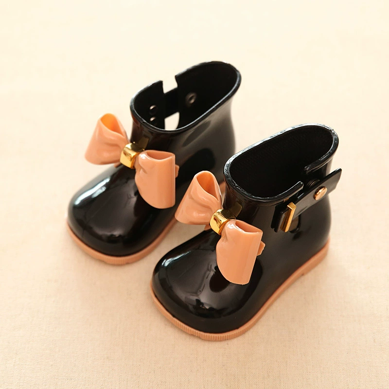 Children's shoes with bow, fashionable boots, 2023