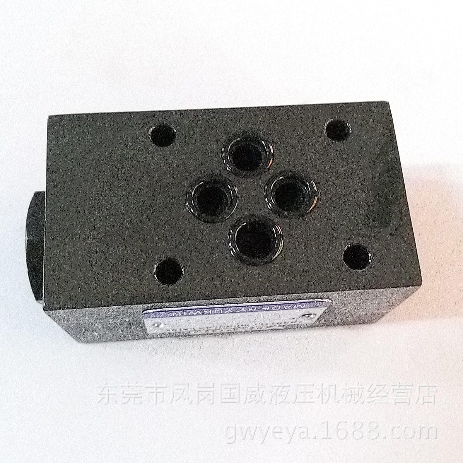 ����ֱ��Һѹ�� ����ʽ����MCV-02P̨��YUKWIN������֤