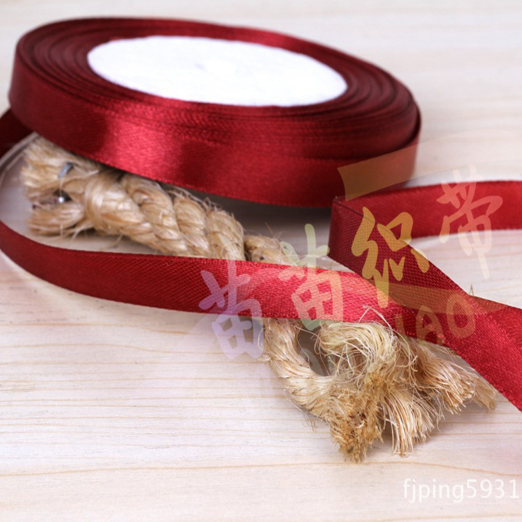 供应多色织纺辅料 彩色3分涤纶带 婚庆礼品织带批发