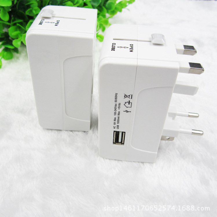 Multi-Función de enchufe de conversión con USB universal multi-país de viaje de negocios de conversión de enchufe