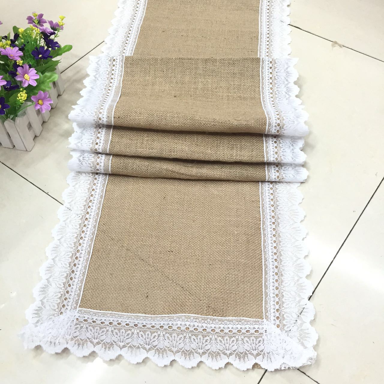 现货供应 外贸出口 麻布蕾丝桌旗 椅纱 圣诞派对家庭装饰